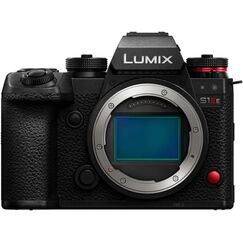 Panasonic Lumix S1 IIE