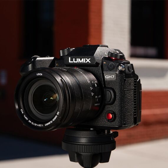 Panasonic Lumix DMC GH7 (Cuerpo)