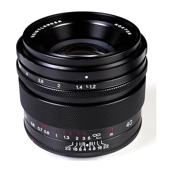 Voigtlander Nokton 40mm f/1.2 Aspherical Lens (Canon RF)