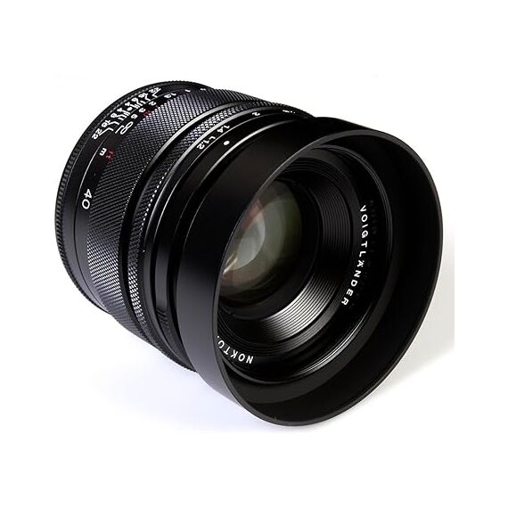 Voigtlander Nokton 40mm f/1.2 Aspherical Lens (Canon RF)