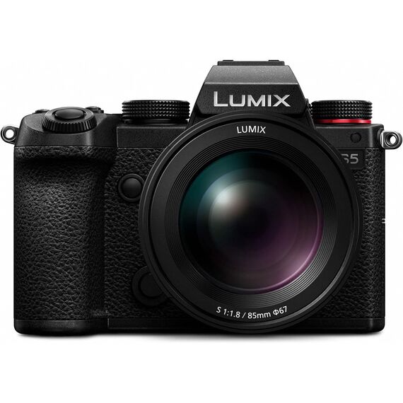Panasonic Lumix S 85mm f/1.8 Lens