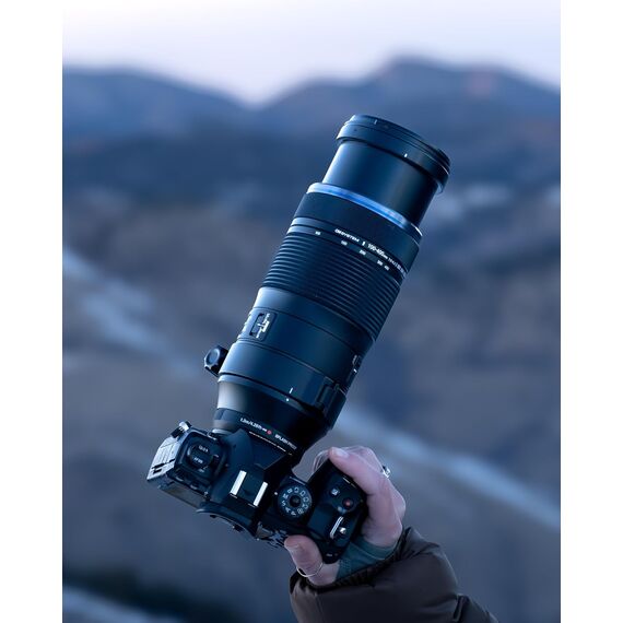 OM System M.Zuiko ED 100-400mm f/5.0-6.3 IS II