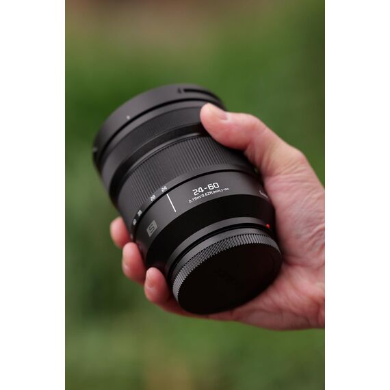 Panasonic Lumix S 24-60mm f/2.8