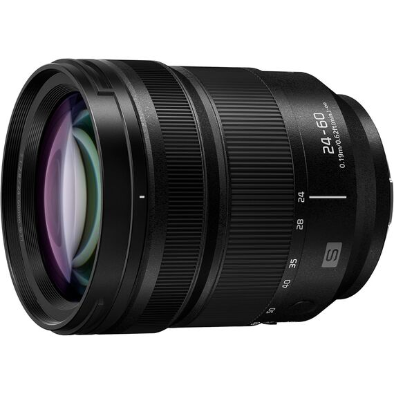 Panasonic Lumix S 24-60mm f/2.8Panasonic Lumix S 24-60mm f/2.8