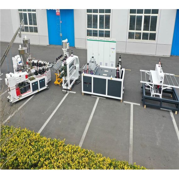 Máquina Extrusora de Tejas Plásticas (Extrusión con PVC Reciclado)